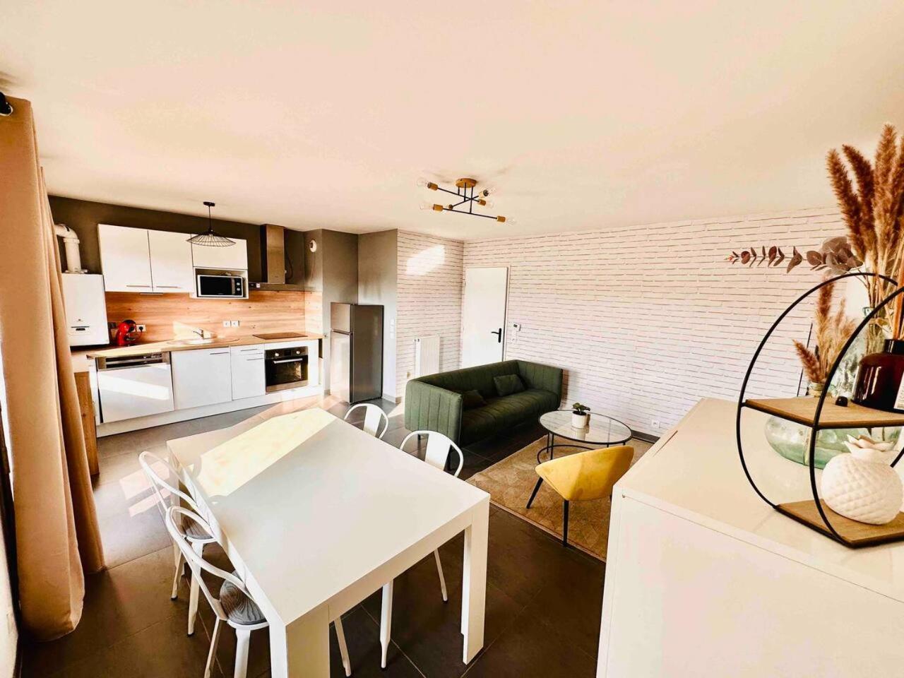 Btobed - Location Professionnelle - Appartement 4 Personnes Parking Gratuit - Proche Parc Des Expositions Et Aeroport Cdg Villepinte  Extérieur photo